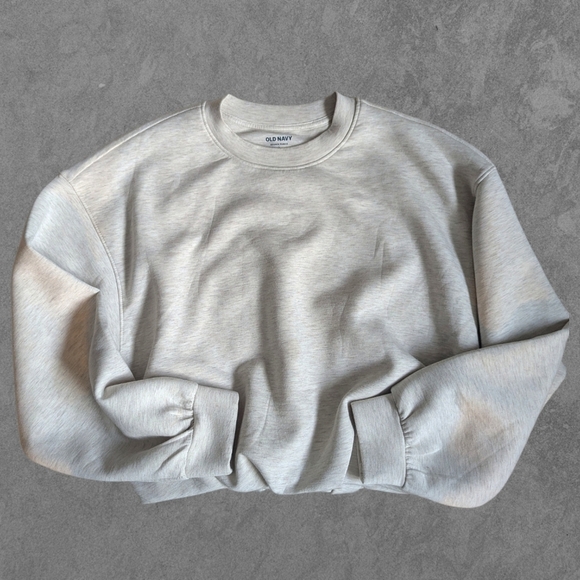 OLD NAVY Bounce Fleece Extra Soft Crop Sweatshirt Size L - Picture 5 of 9